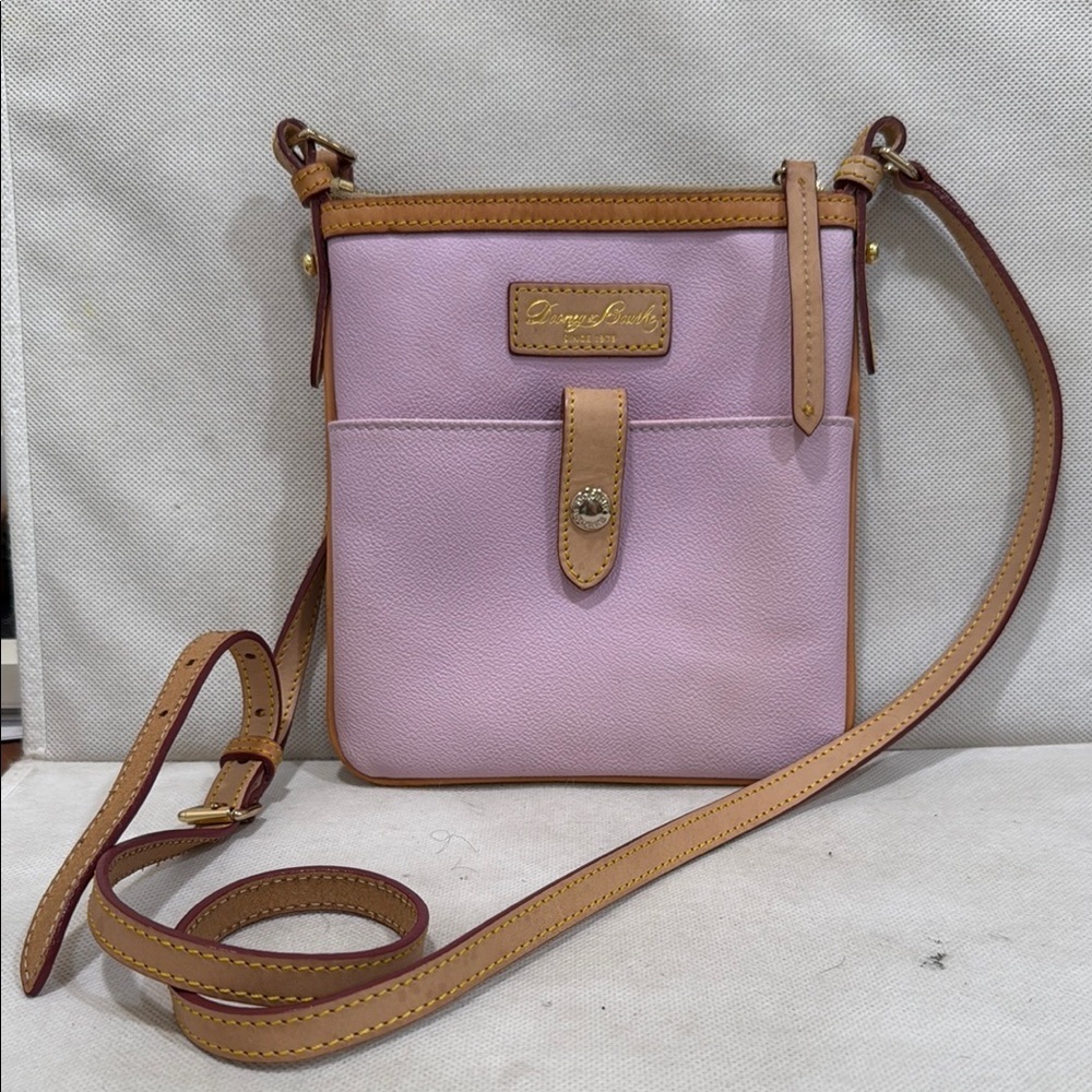 MINT - DOONEY & BOURKE LIGHT PINK CROSSBODY LEATHER HANDBAG